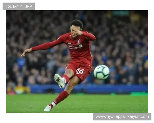 阿诺德任意球弧线直挂死角