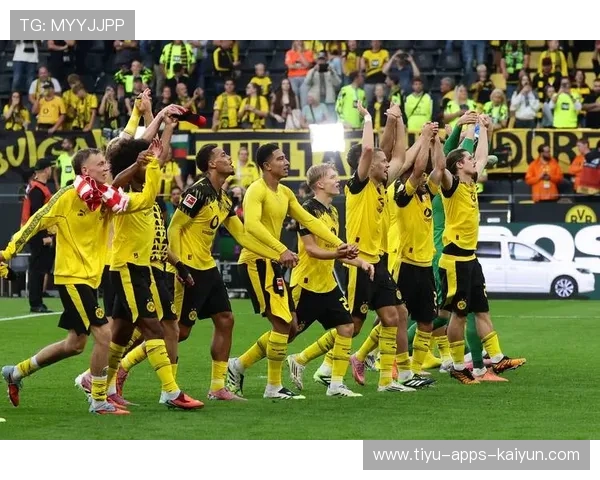 德甲多特外线连中，门前混战频频出现