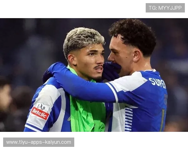 波尔图1比2不敌卡萨皮亚,赛季不败金身遭联赛副班长终结 波尔图1比2不敌卡萨皮亚,赛季不败金身遭联赛副班长终结